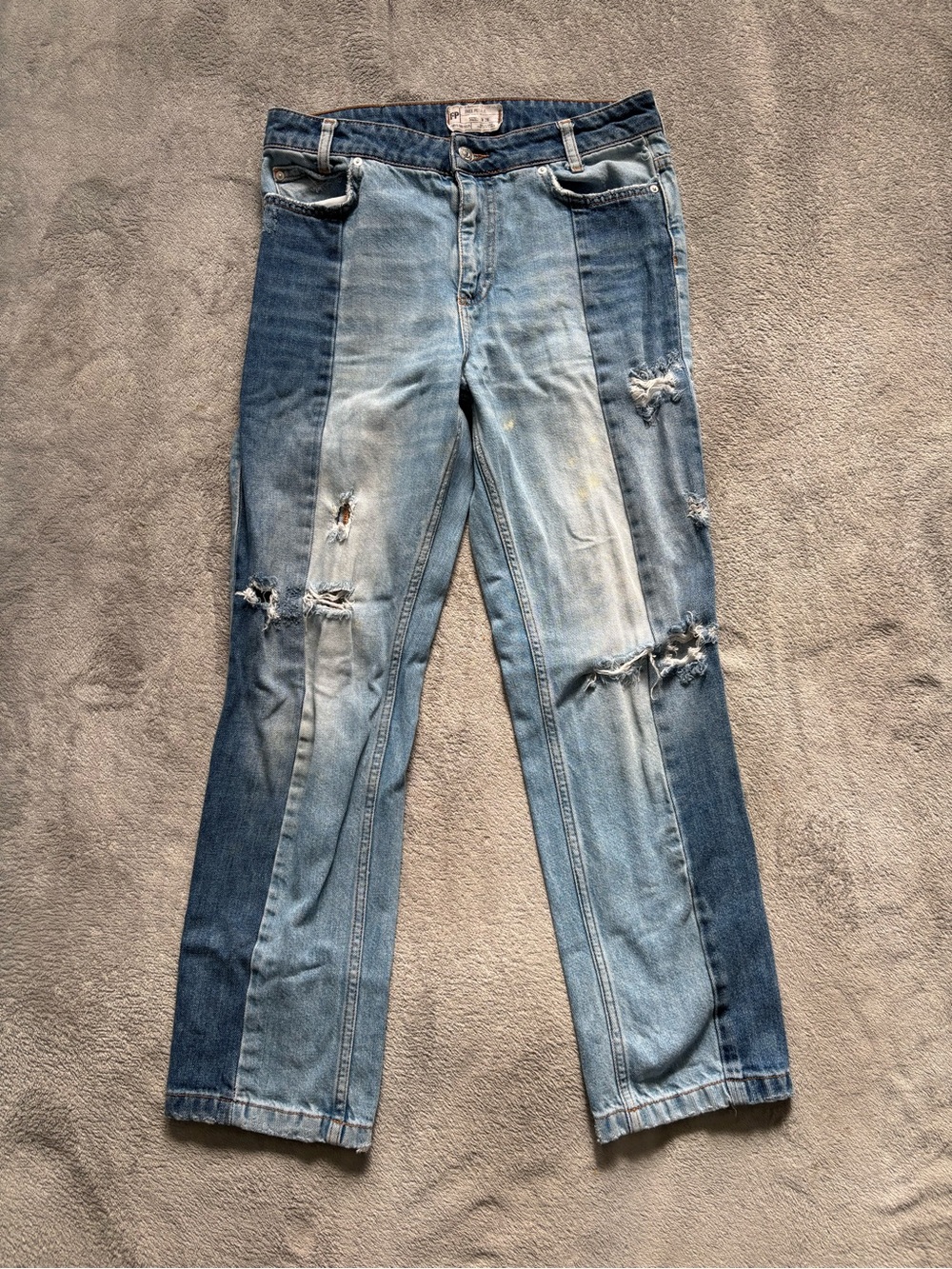 OPEN TO OFFERS Free People Jeans 28 Patchwork Distressed High Rise Two-Tone